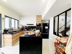 Angsana Avenue (D13), Terrace #501097521